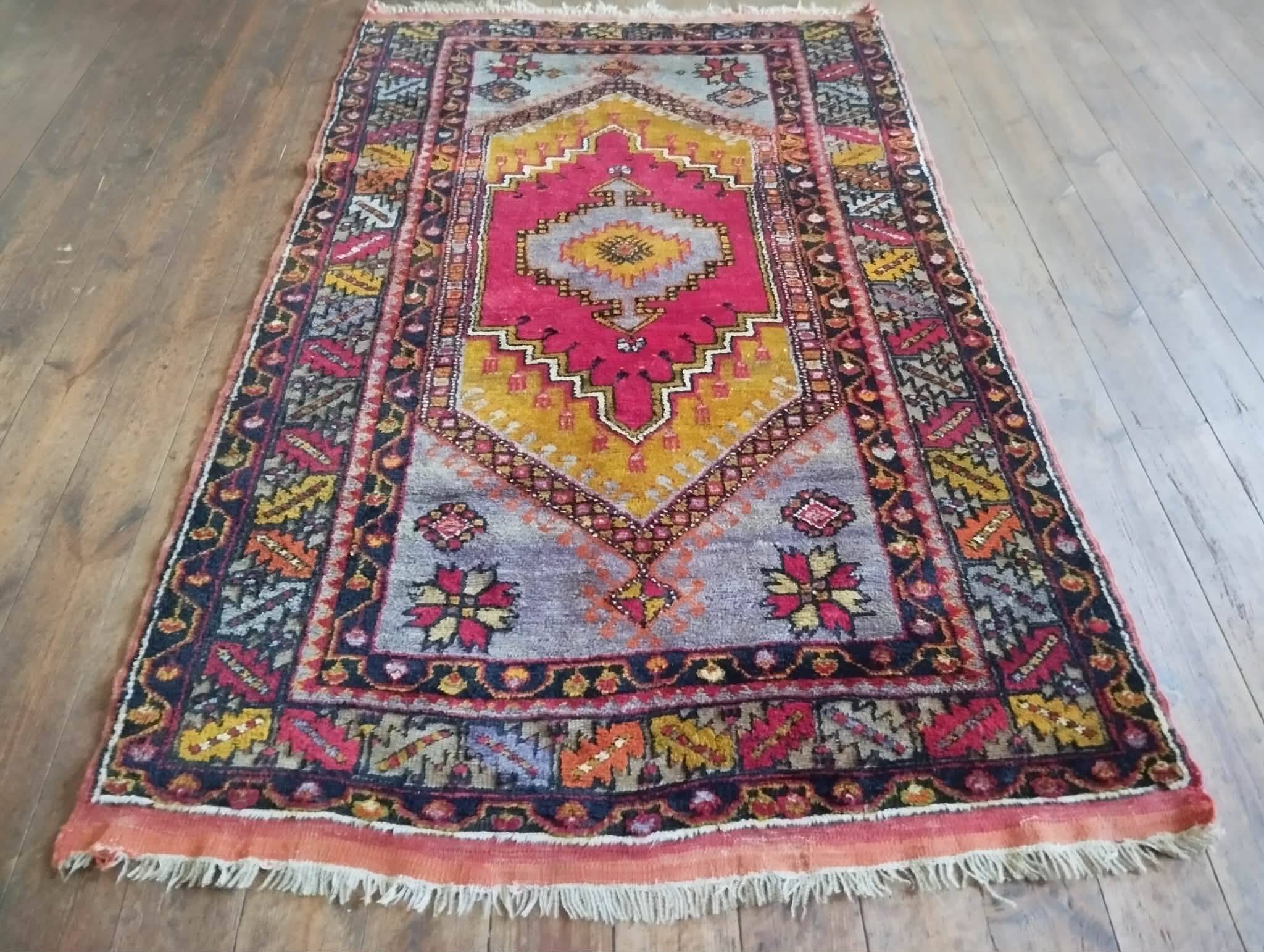 Tapis anatolien Yahyahli fait main 175x110cm