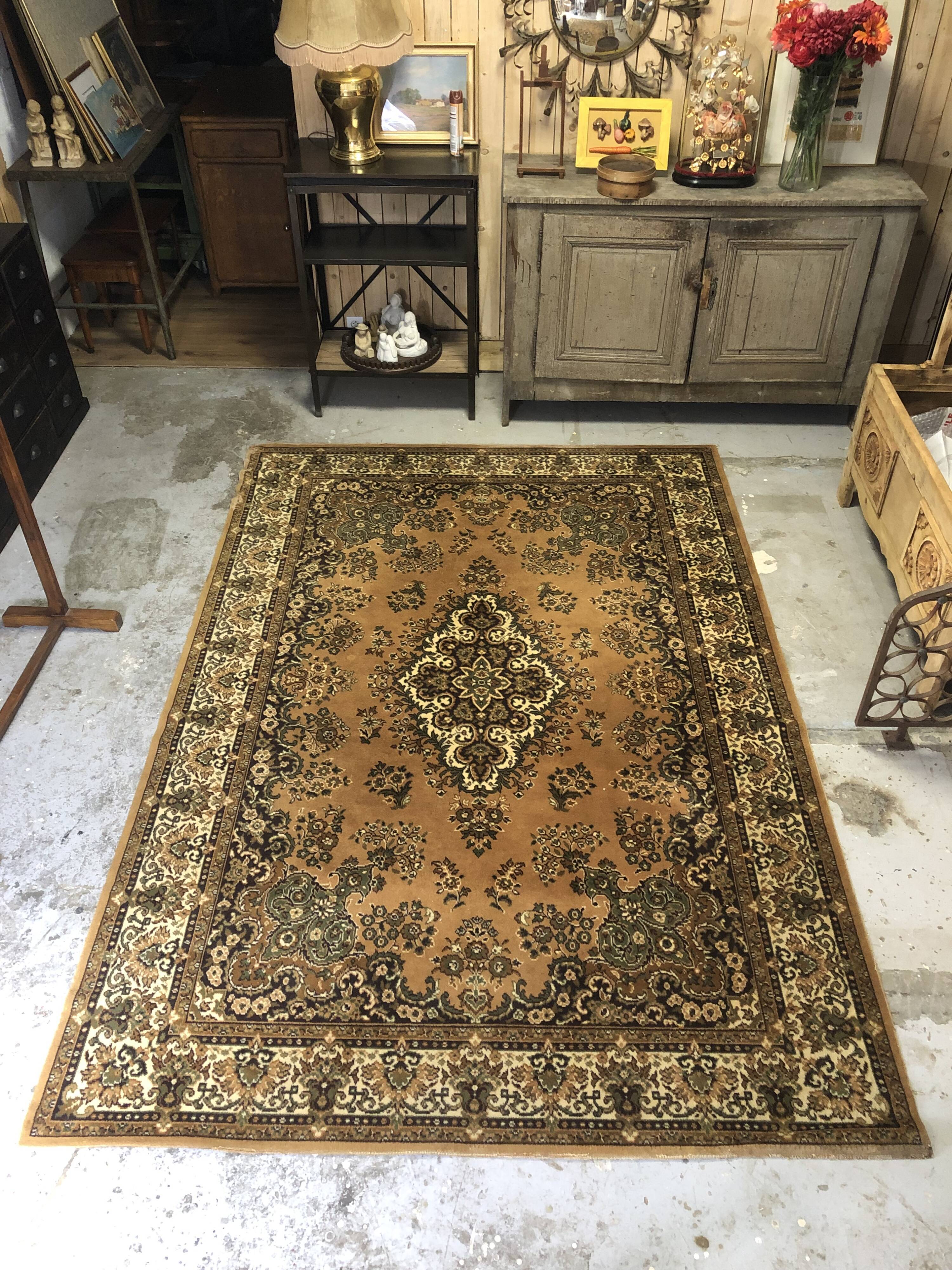 Oriental carpet 290x200