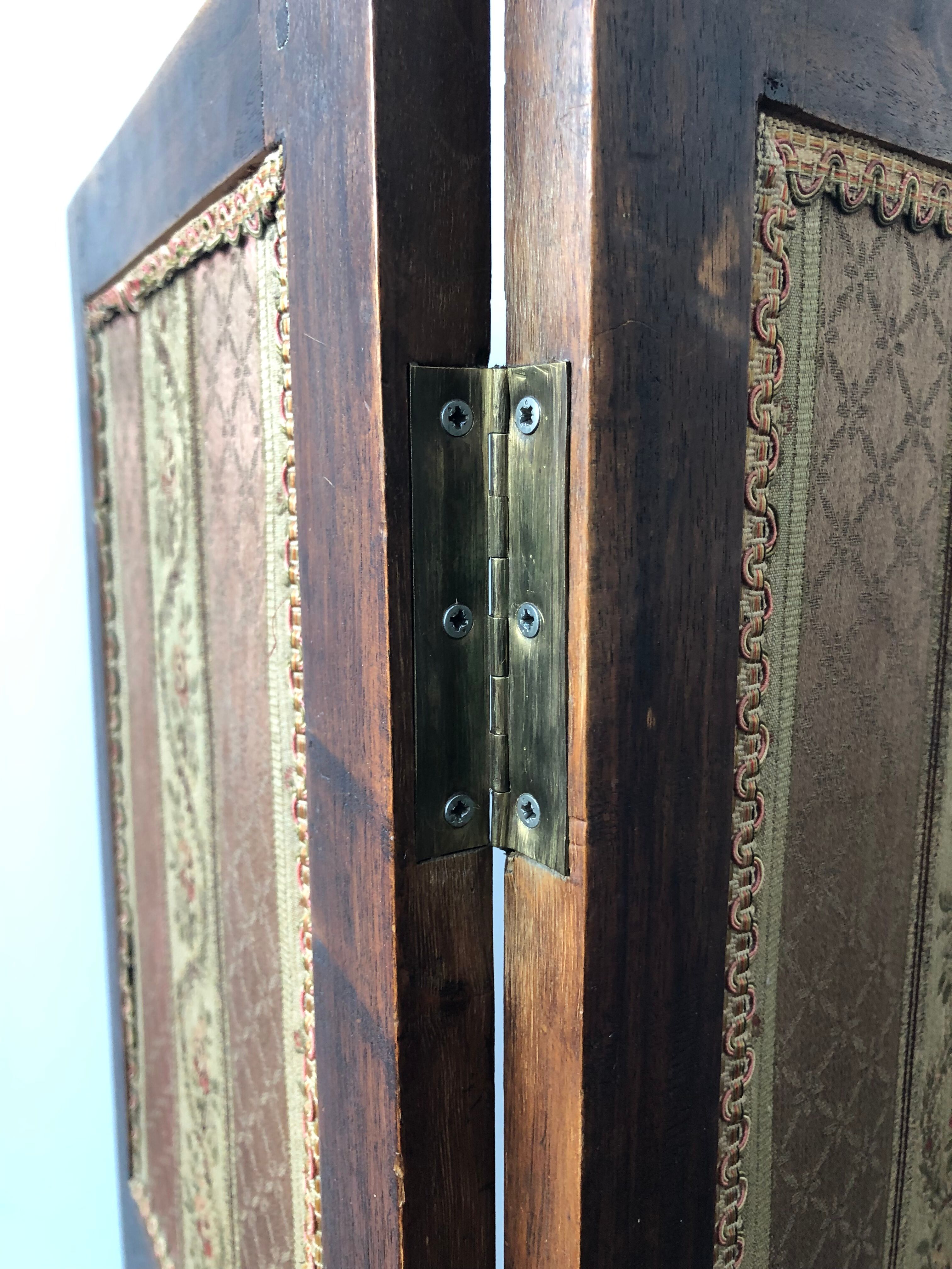 Wood and fabric screen