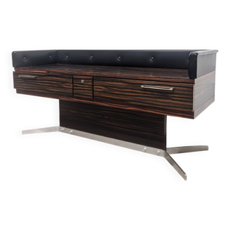 Lowboard space-age 1970s