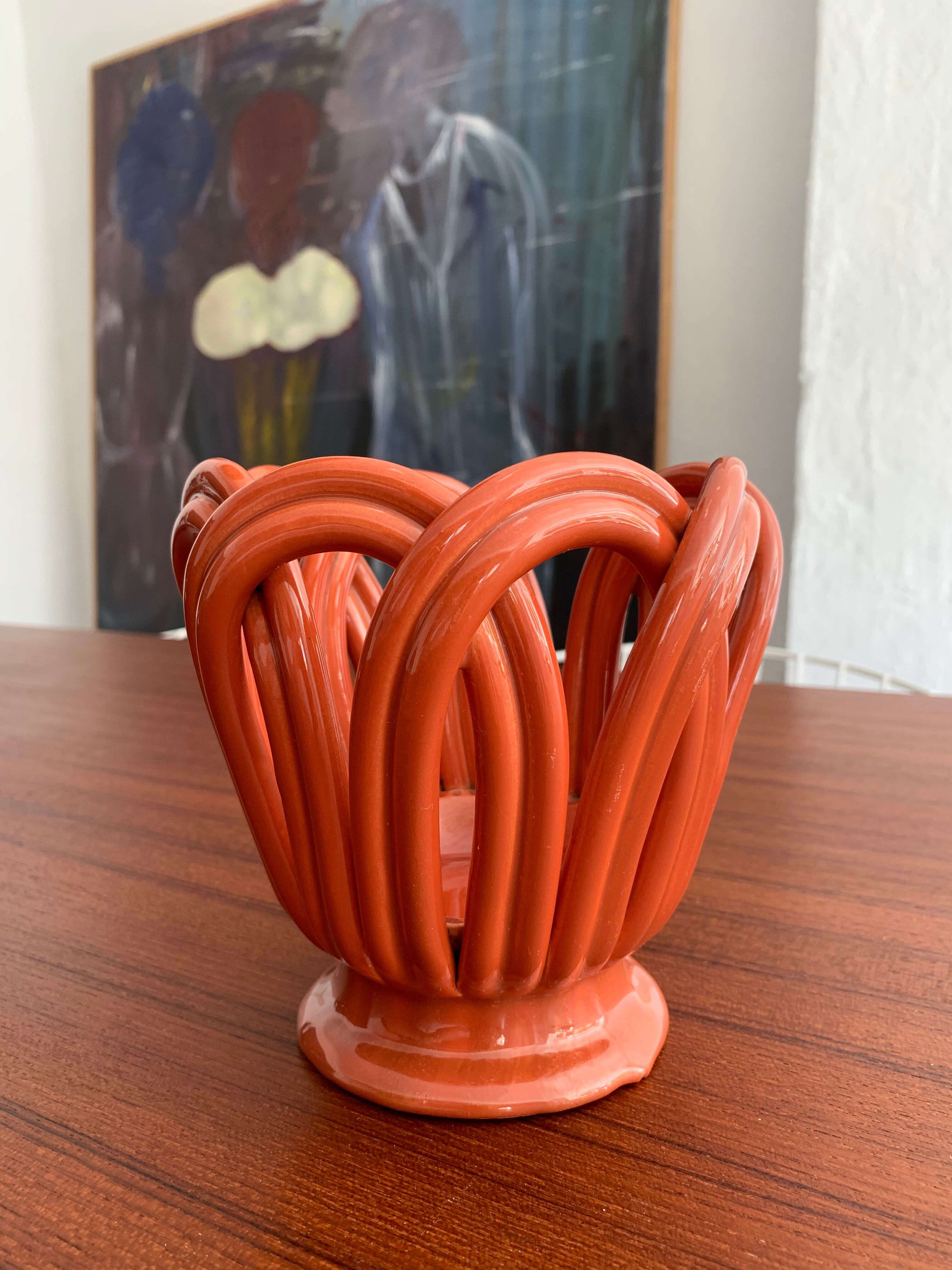 Vintage braided earthenware pot cache