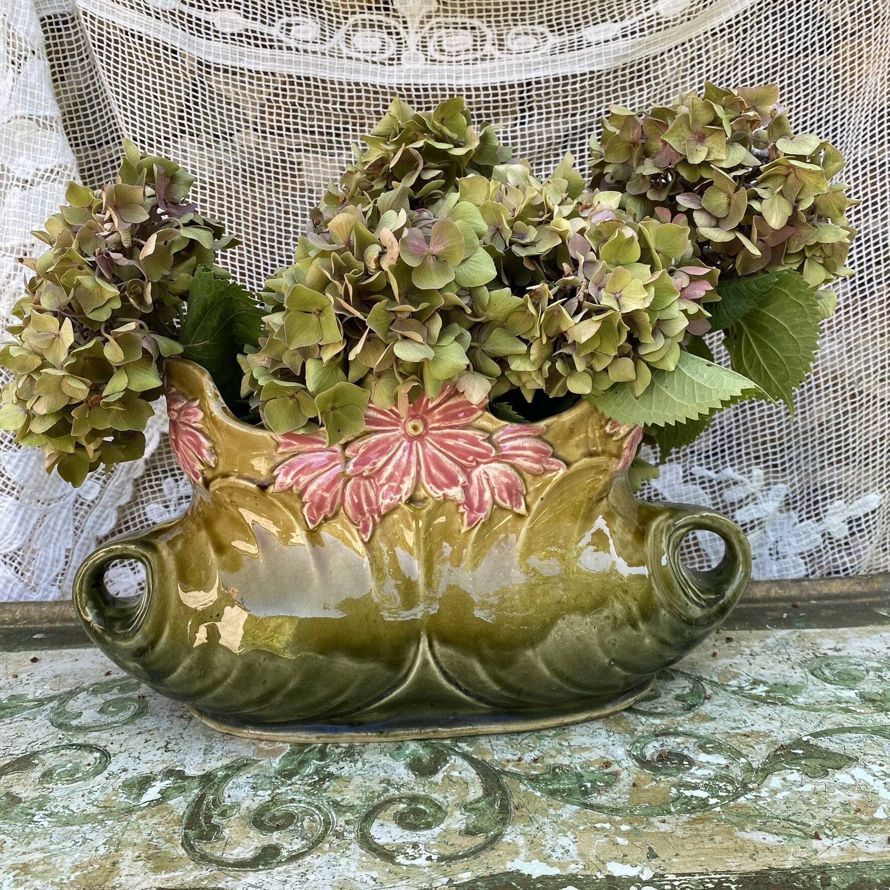 Art Nouveau slipware jardinière