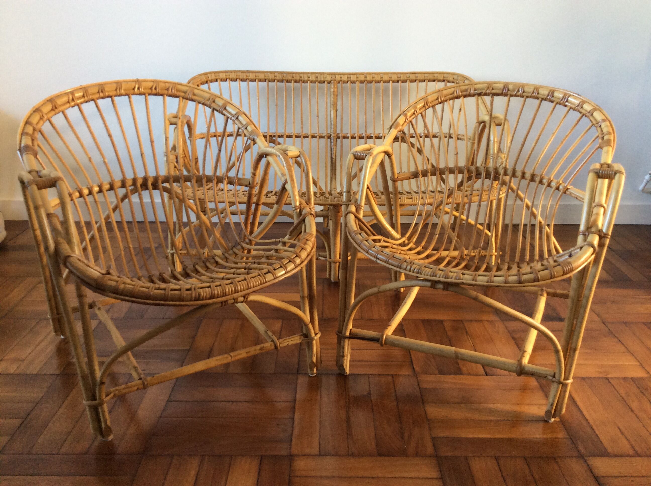 Bench and 2 rattan chairs