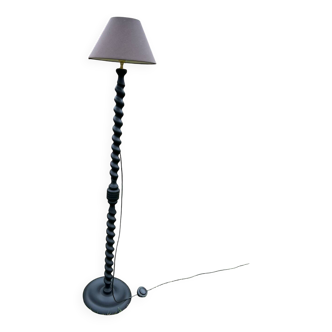 Lampadaire torsadé noir