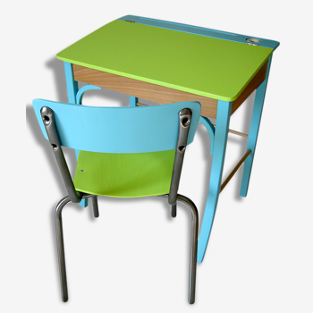 Desk and Chair of schoolboy.