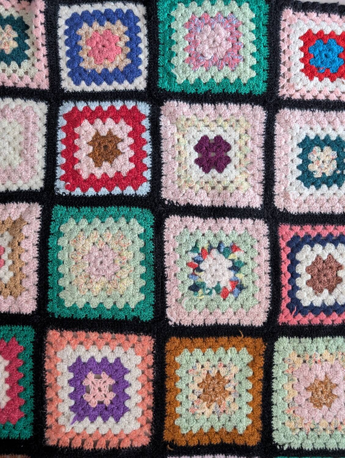 Plaid, jetée de canapé Granny. Vintage