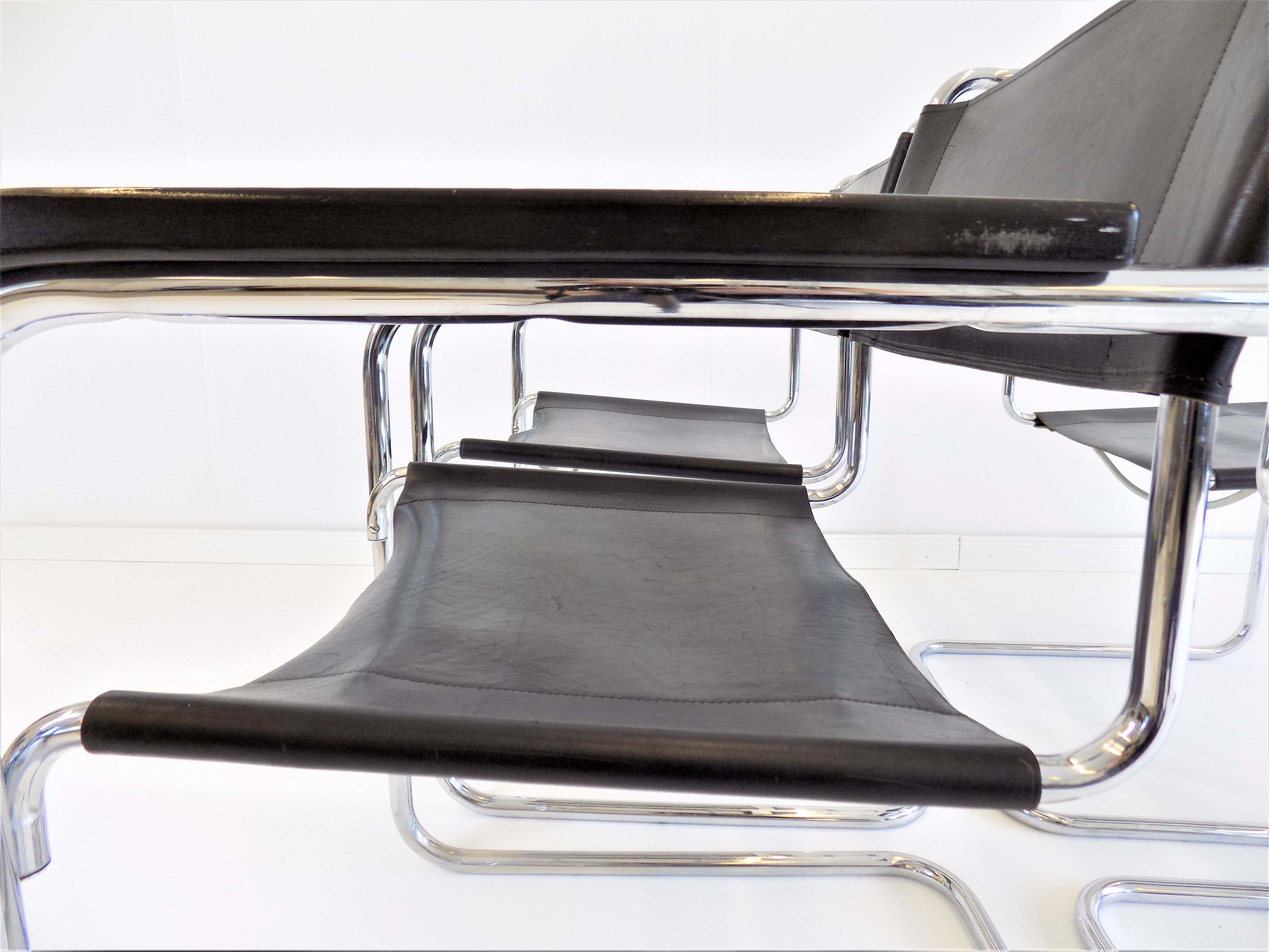 Set de 4 fauteuils Thonet S34 cuir cantilever par Mart Stam