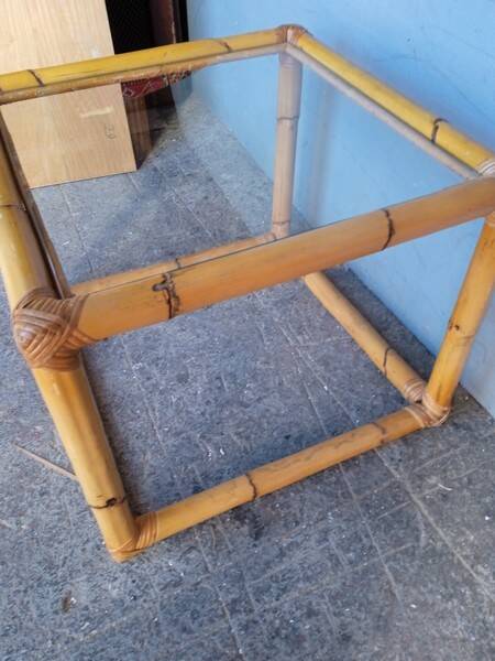 Square rattan end coffee table ep 1970