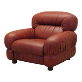 Burgundy armchair, Italian design, 1970s, production: Italy