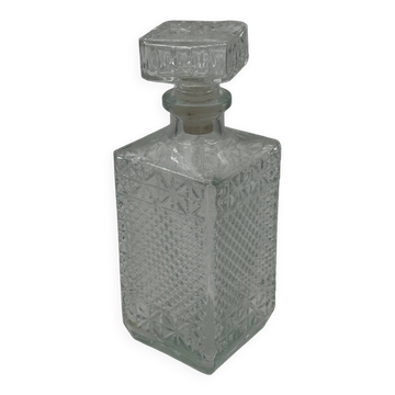 Carafe vintage en verre pressé avec bouchon