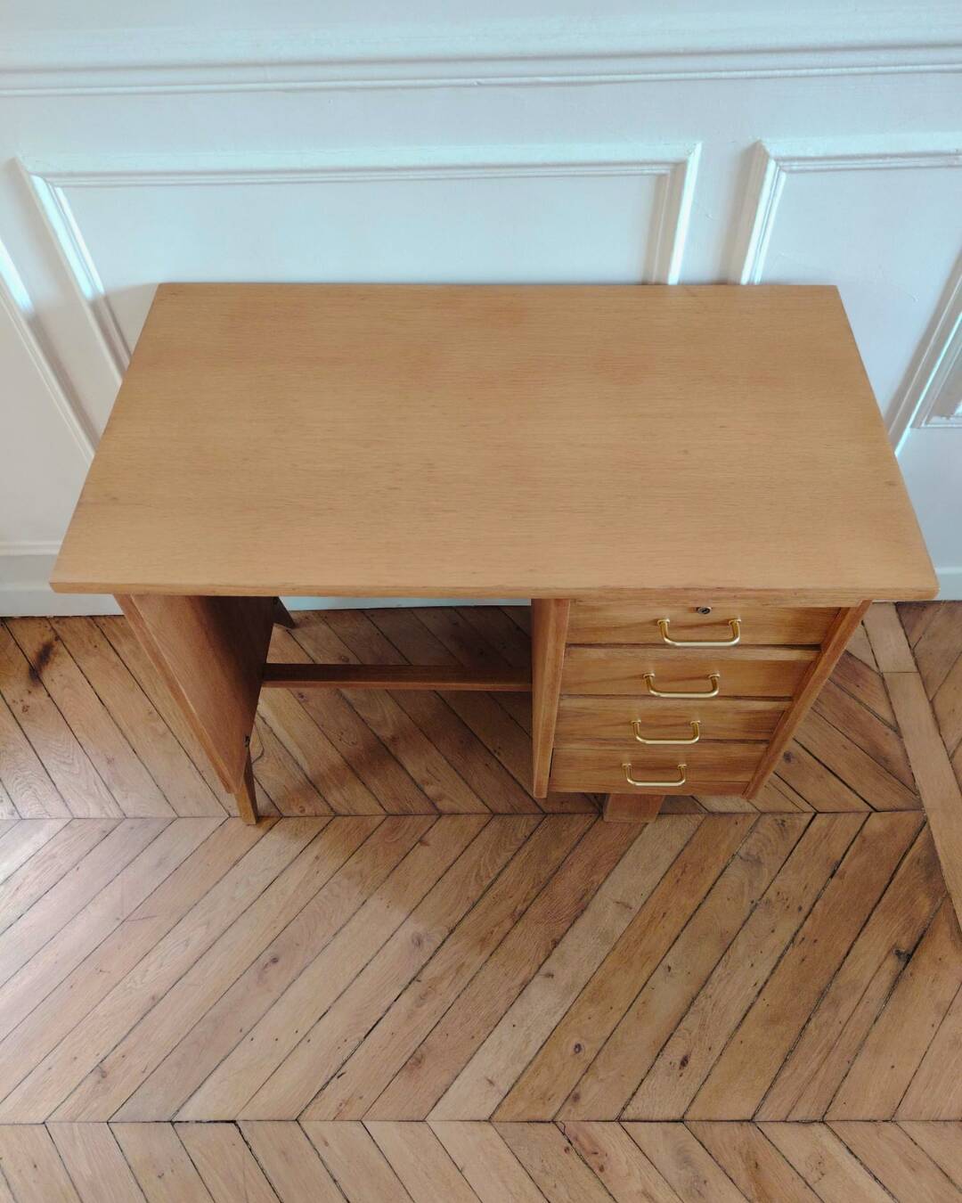 Bureau scandinave vintage rénové, années 50-60