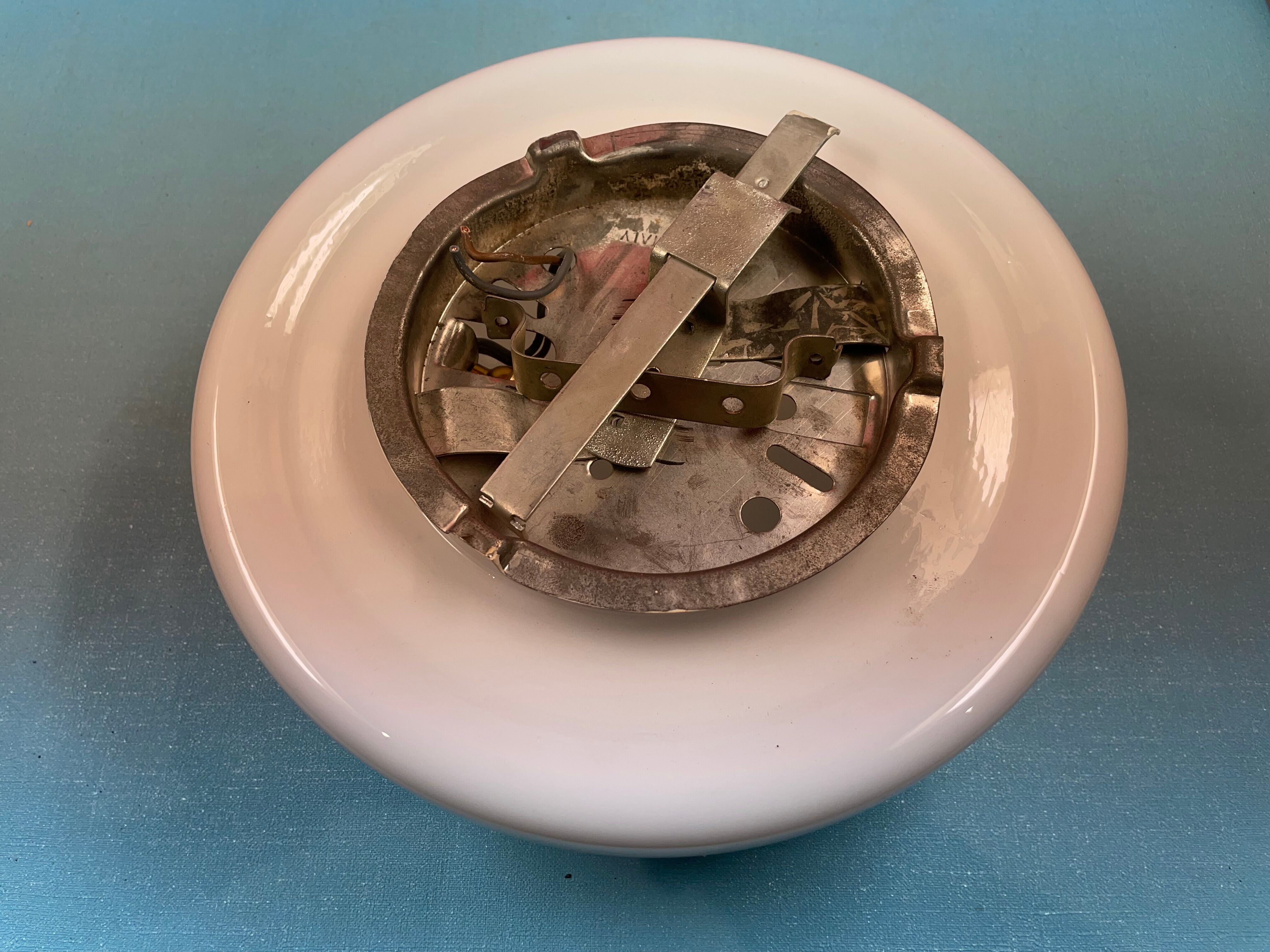 Old globe ceiling lamp 24 cm diameter h 9 cm