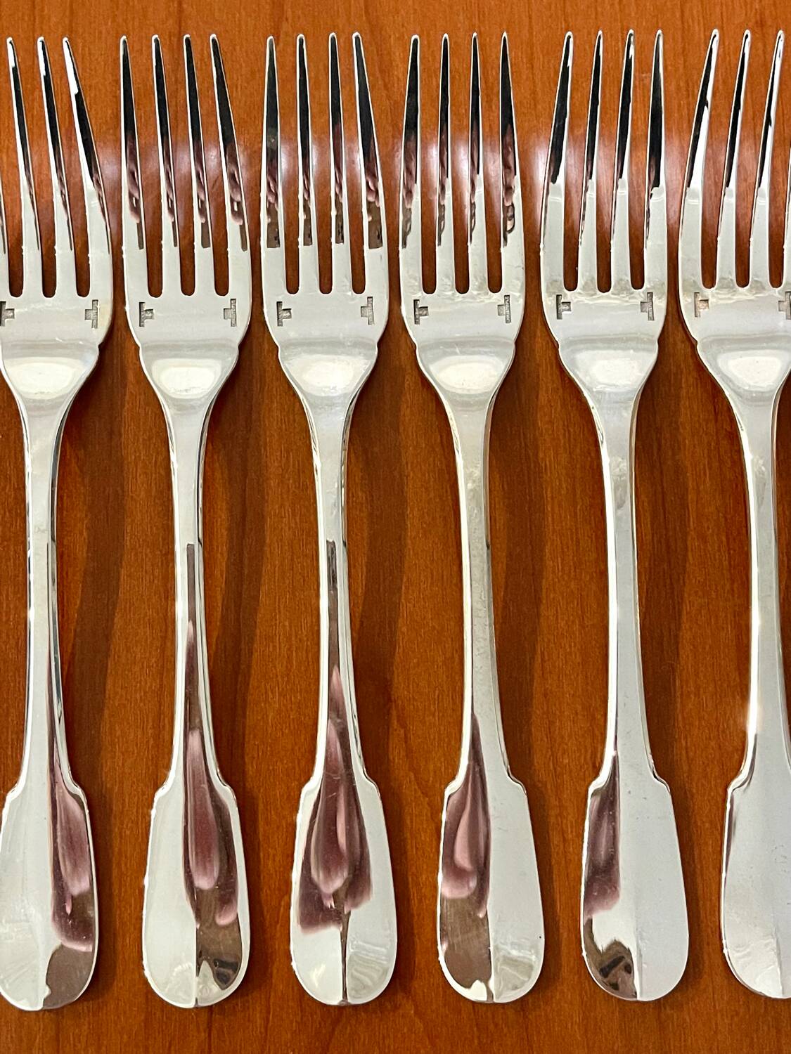 Christofle Cluny model fish cutlery, 12 forks, 12 knives, very good condition