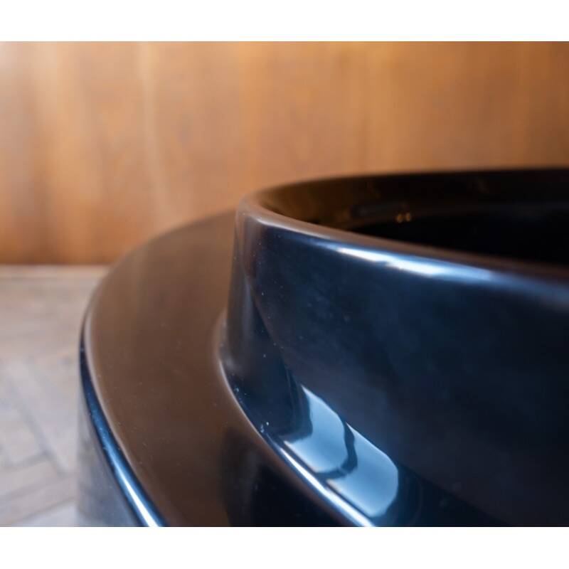 "Fioriera" side table by B&B Italia, Italy 1970s