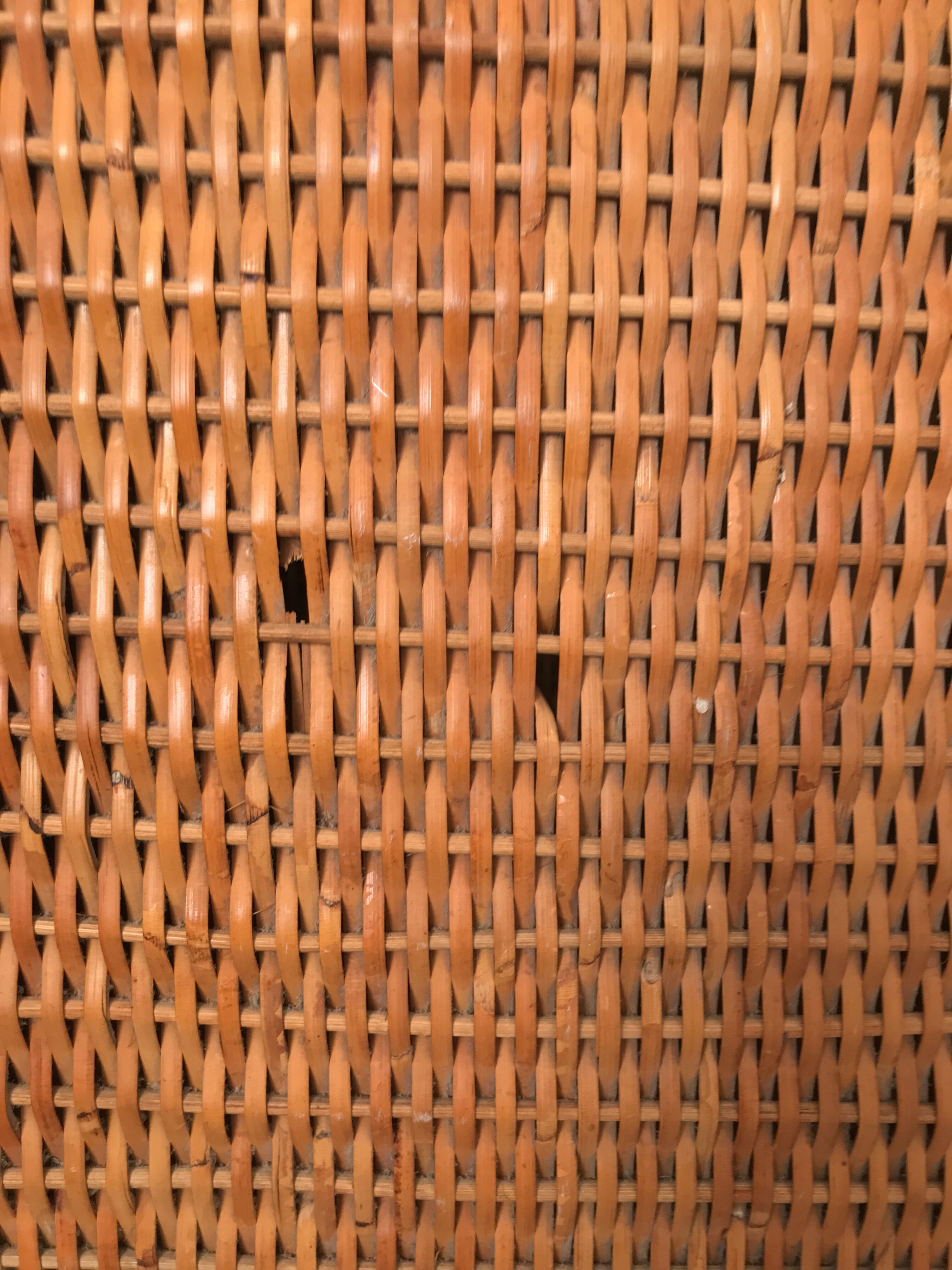 Braided rattan trunk 50s-60s