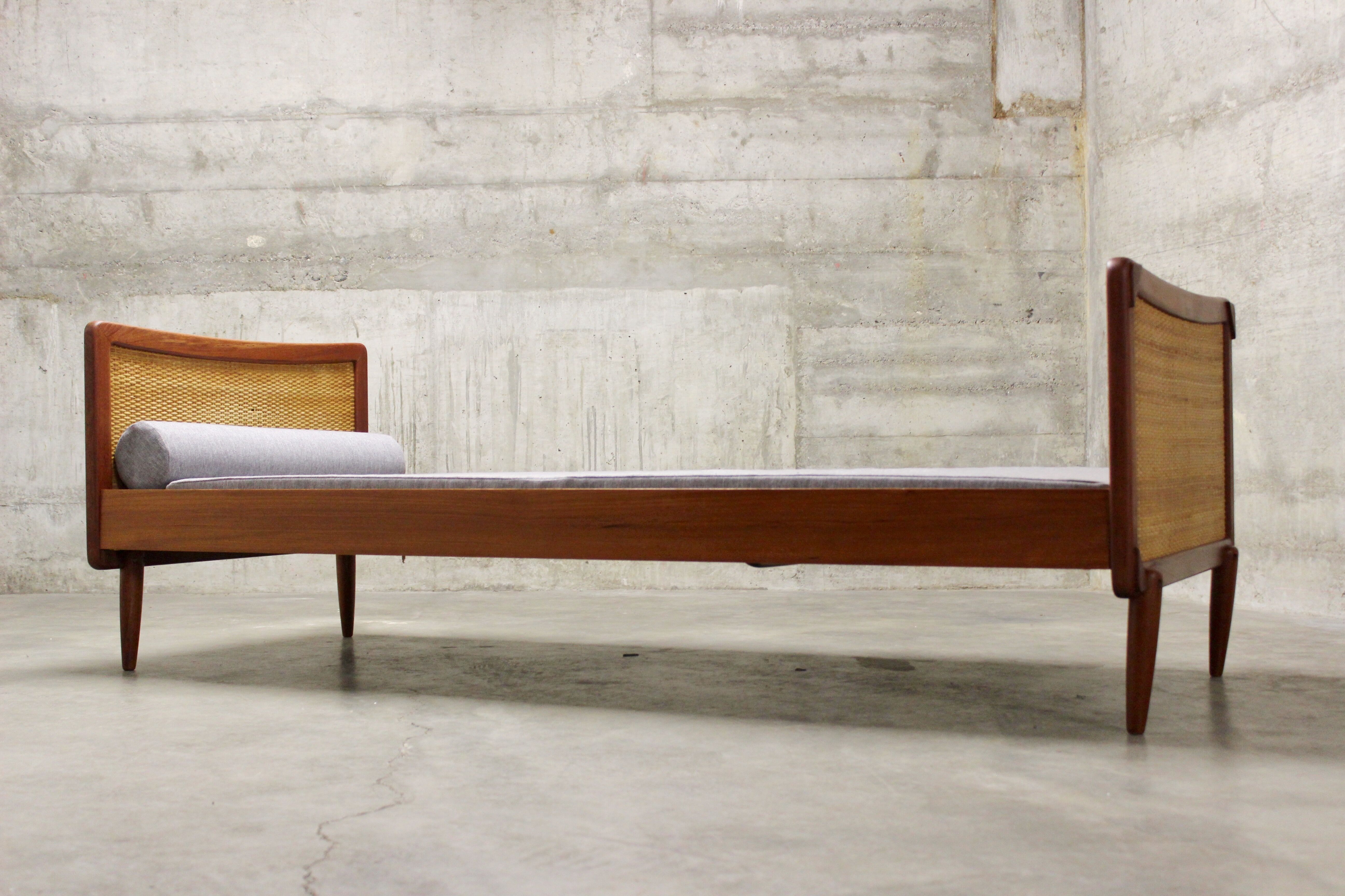 Mid-Century Single Teak Bed, 1960s