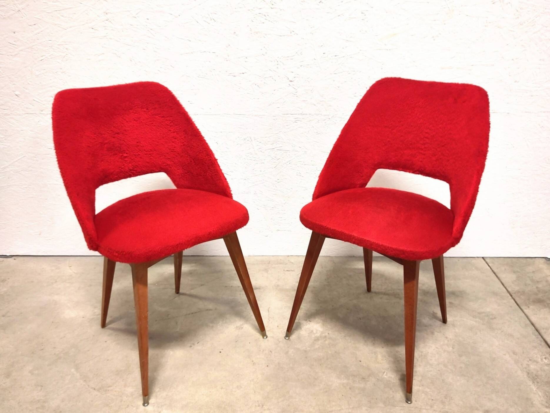 Pair of "fluffy" barrel chairs
