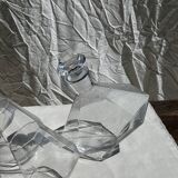 Small geometric carafe with diamond-shaped stopper and its 4 glasses