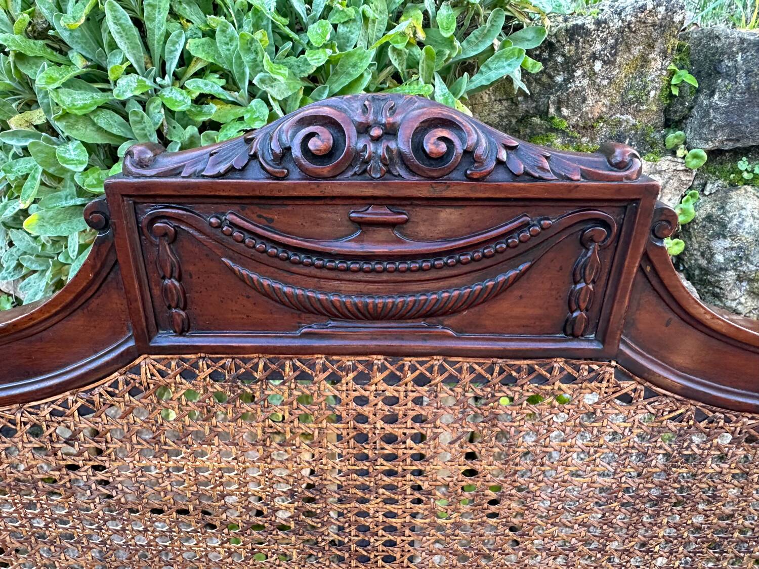 small bench or Love Seat in Mahogany circa 1860