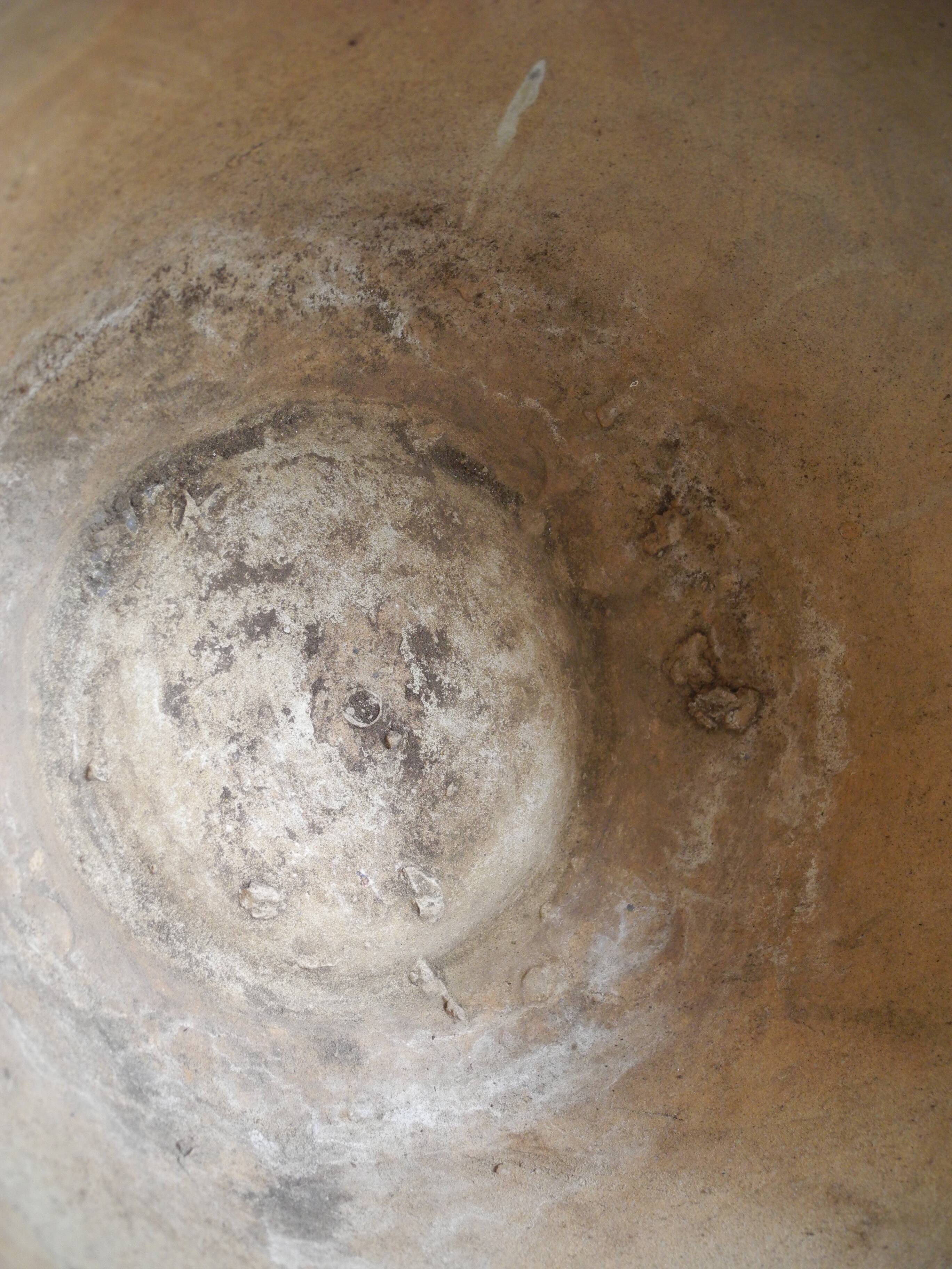 Vintage ceramic flower pot/planter