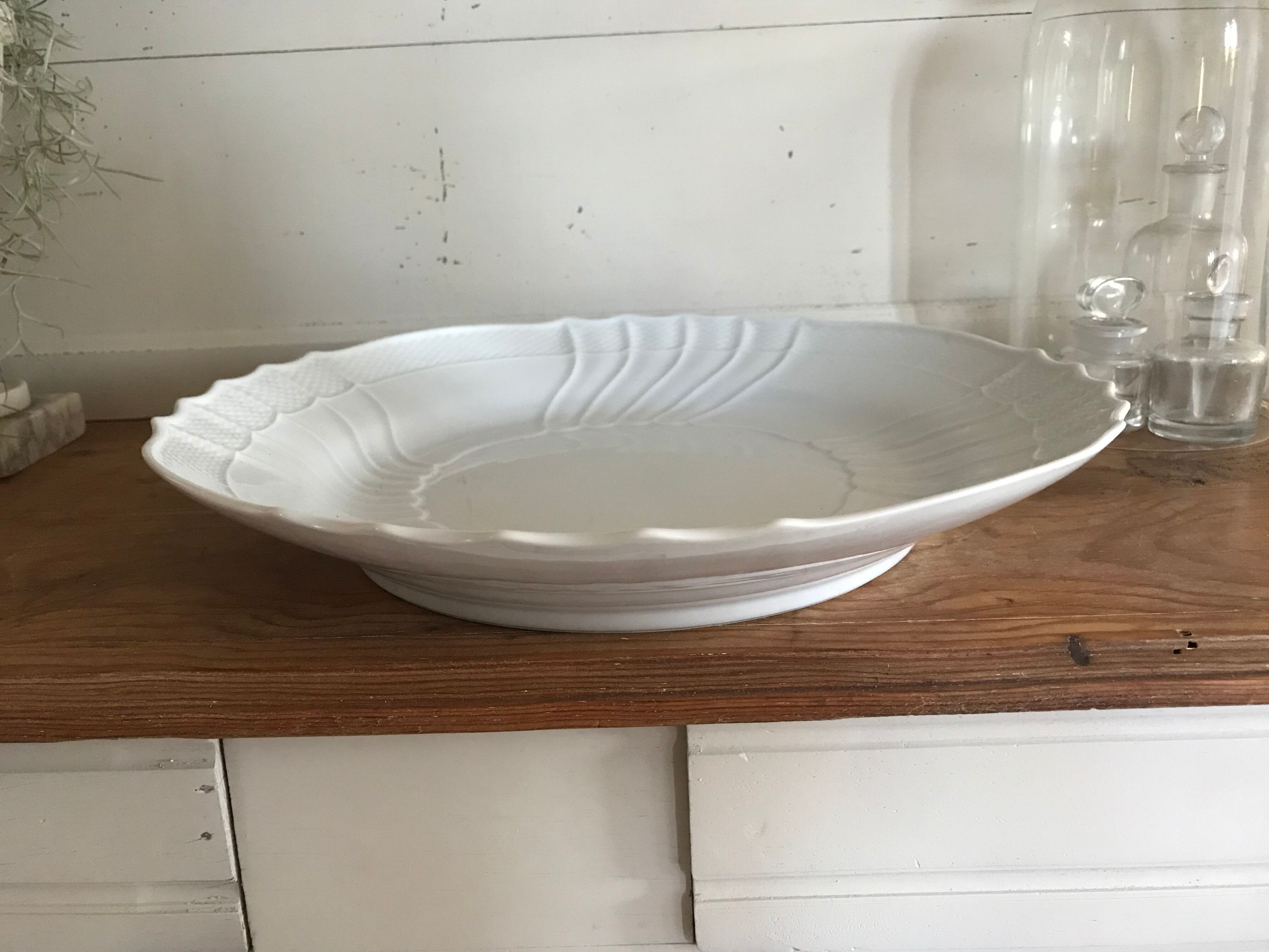 Round dish Richard Ginoli