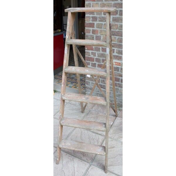 Decorative wooden scale 139 cm