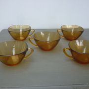 Tasses en verre orange vintage