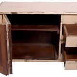 Buffet down in ancient Burmese teak