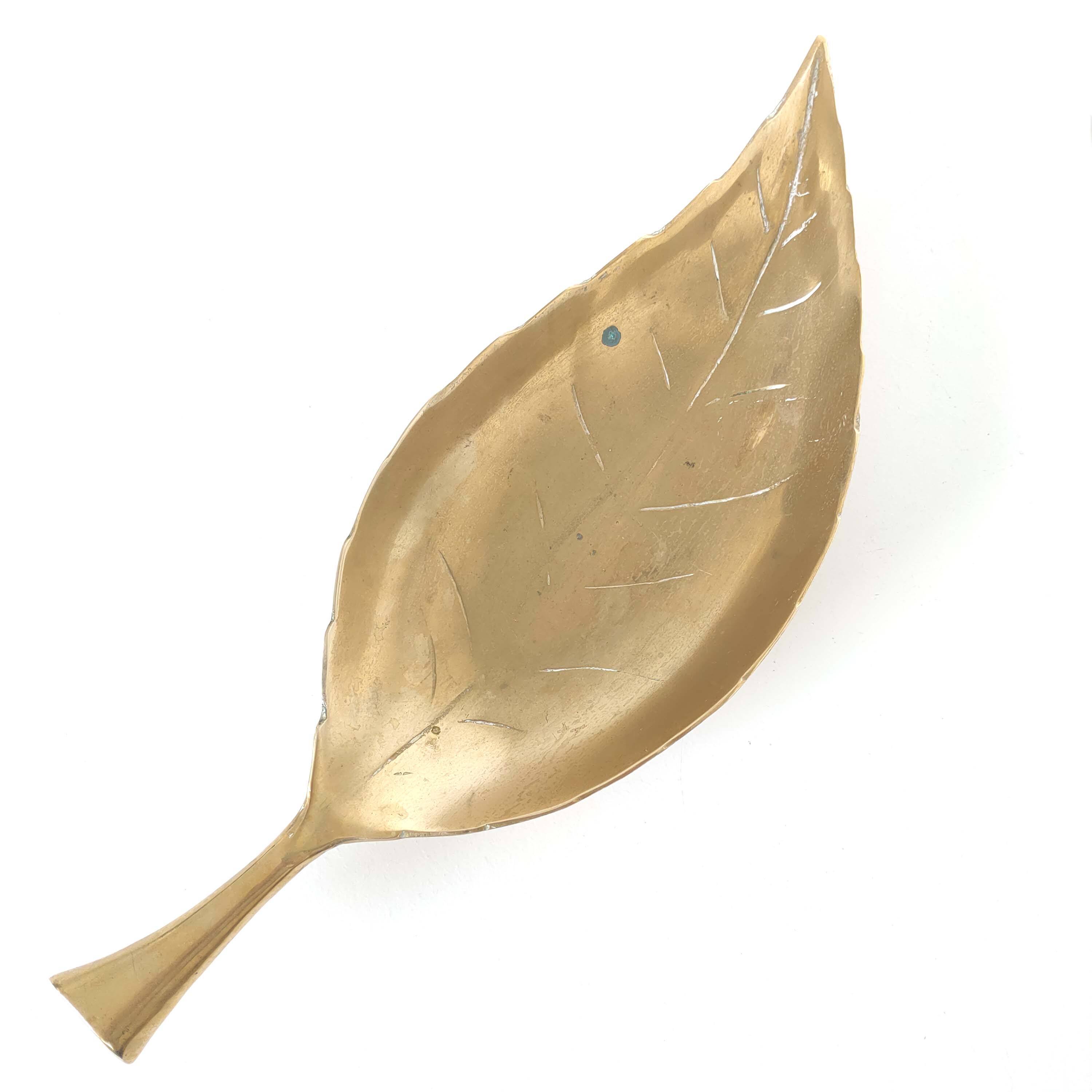 Empty brass leaf pocket