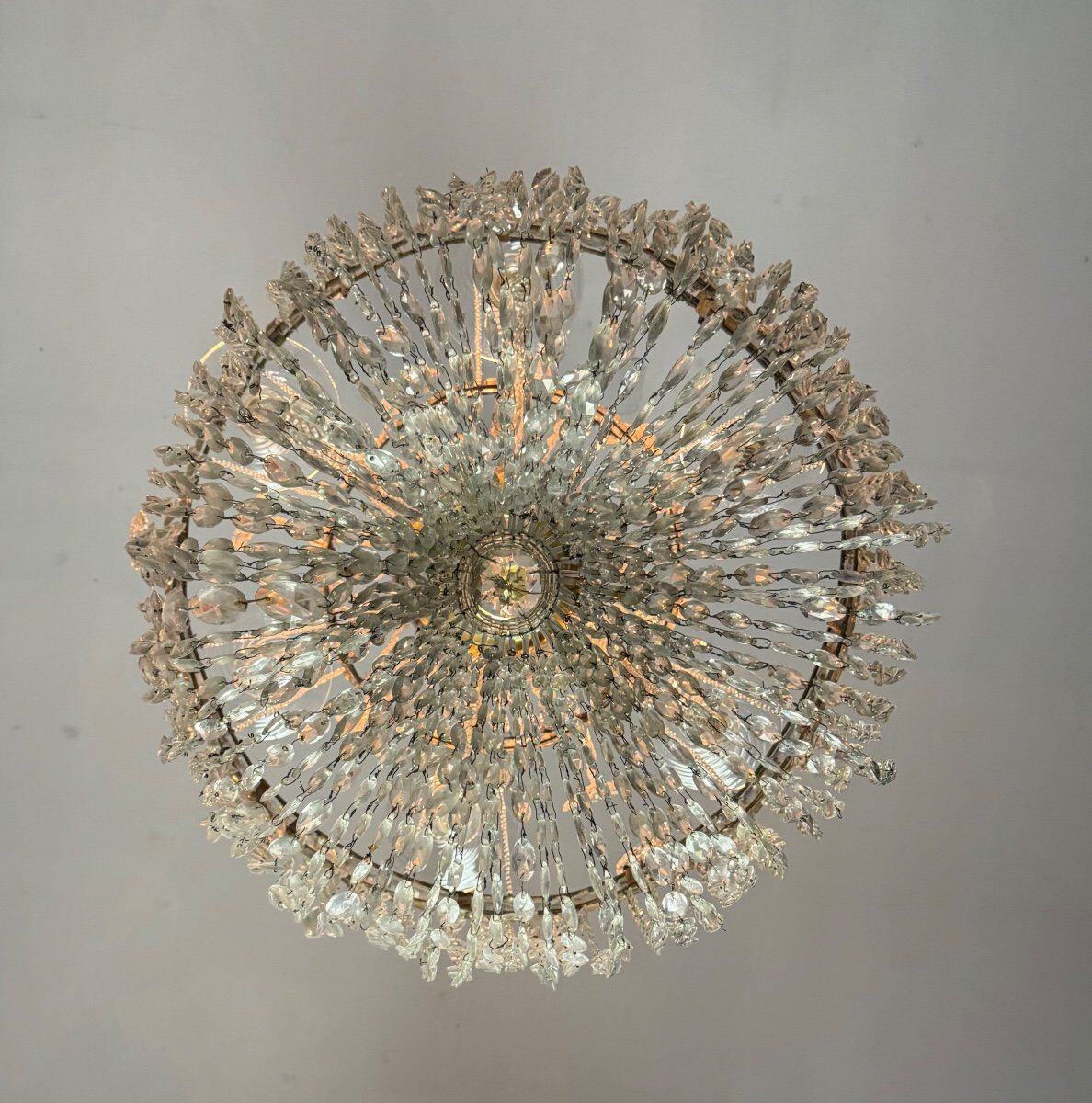 Important lustre bag of cut crystal navette pearls, circa 1800