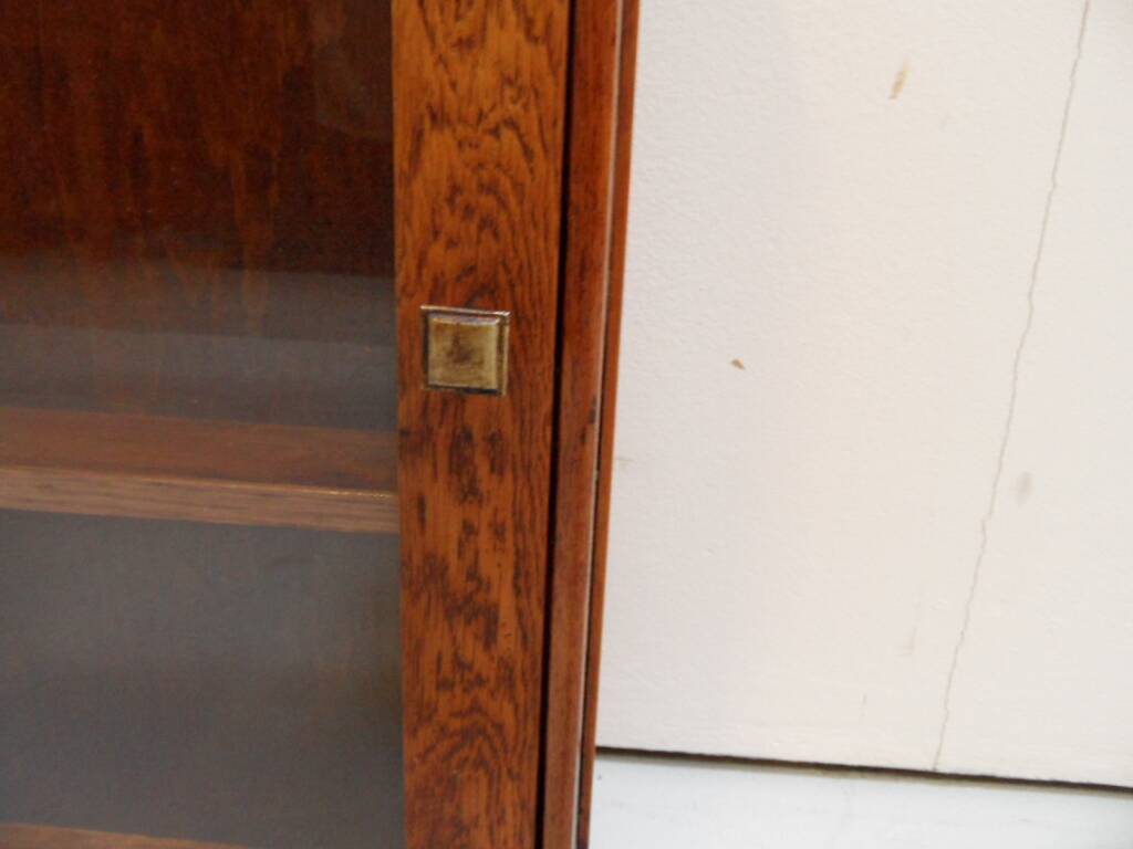 Vintage hanging display cabinet