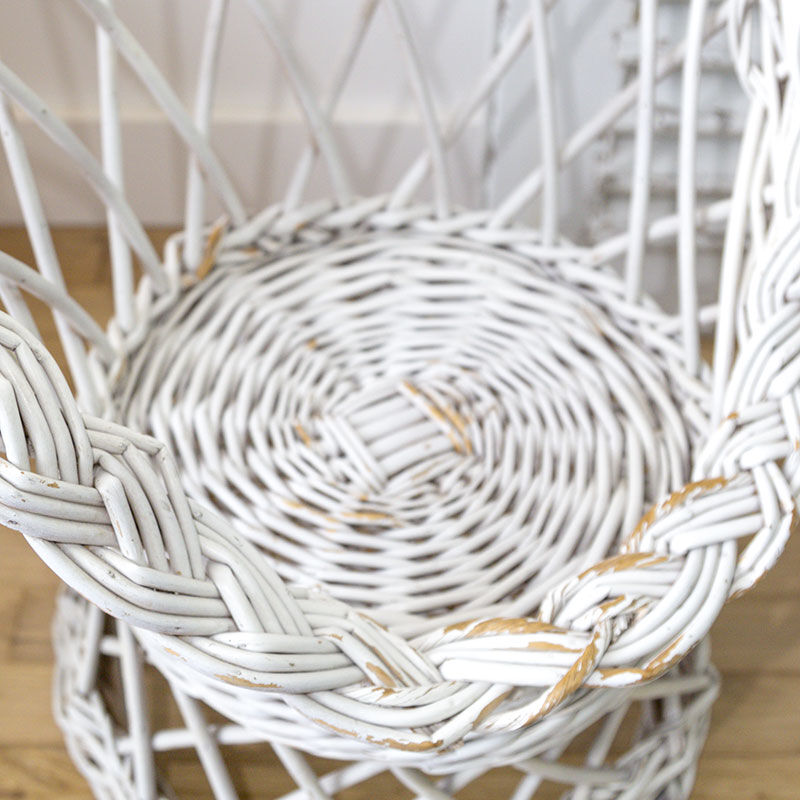 Fauteuil enfant corbeille rotin blanc