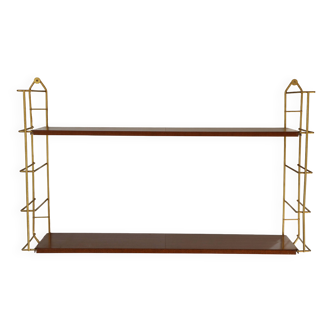 String shelf