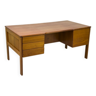 Bureau danois en teck avec porte et tiroirs par Bornholm, années 1970