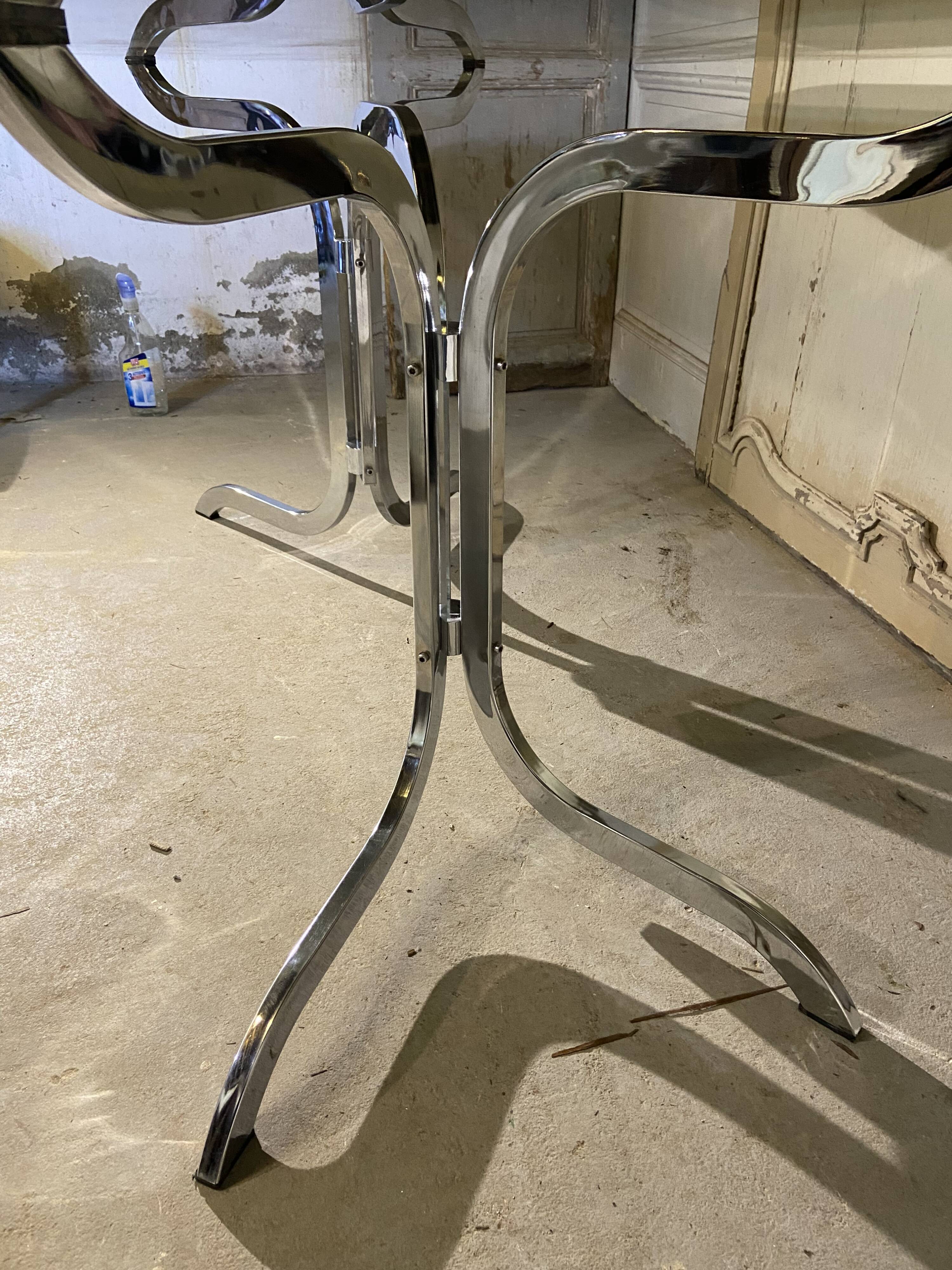 Design dining table year 70 in chrome and smoked glass