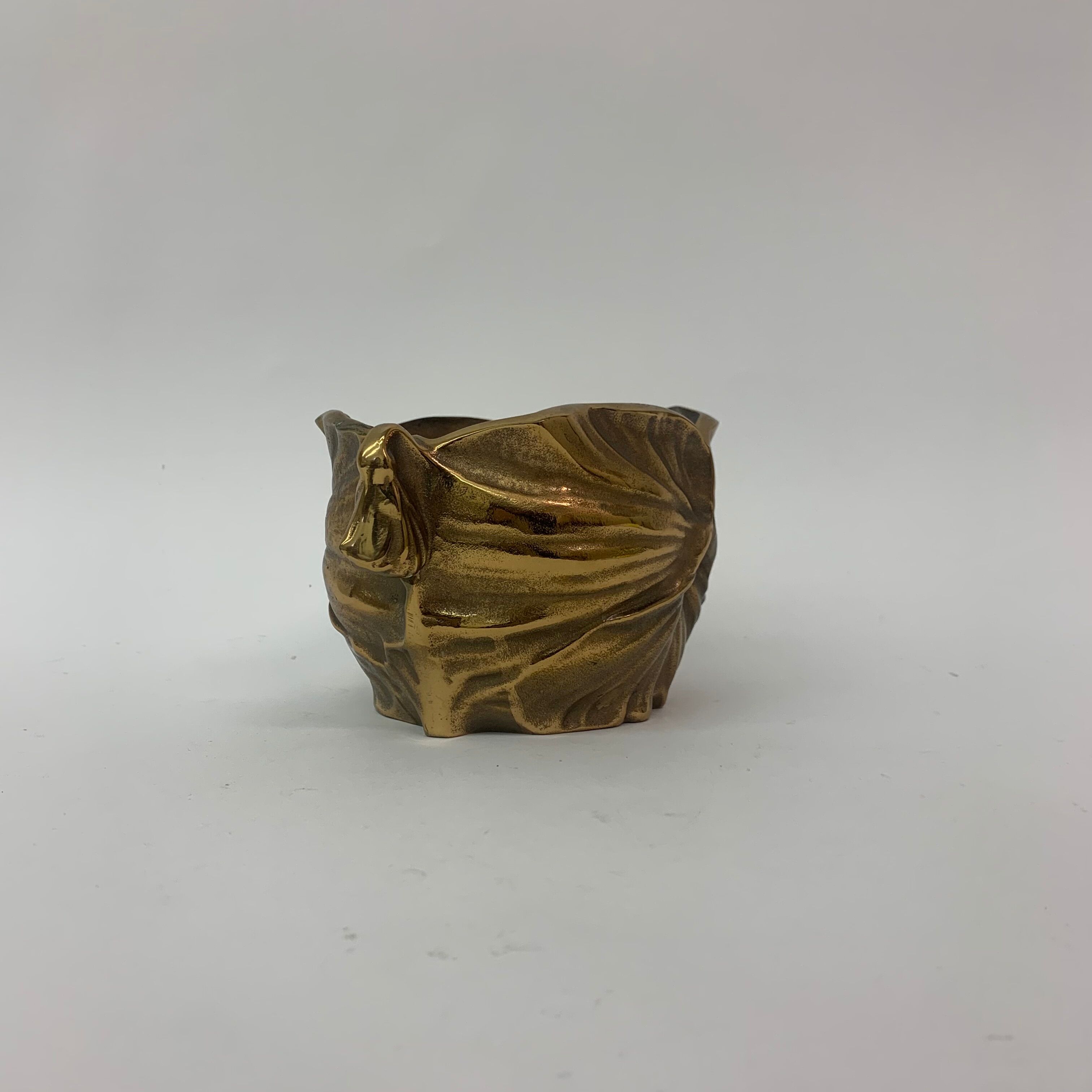 Pot de fleurs en bronze, années 1930