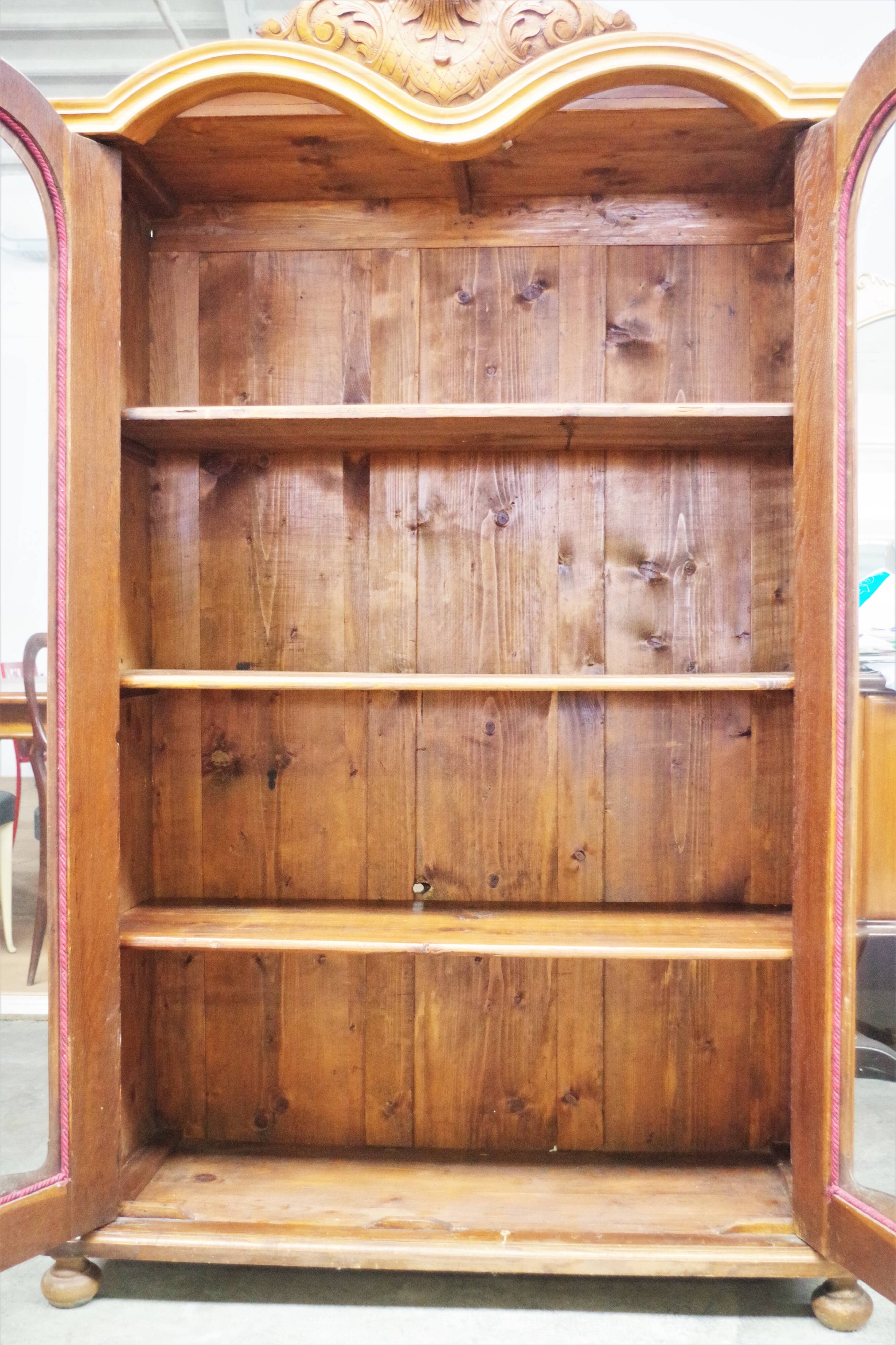 Showcase in fir wood and carved walnut, early 1900s