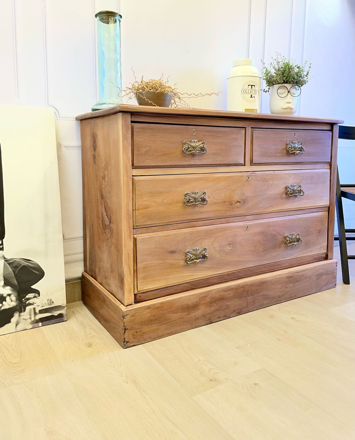 Vintage wooden chest of drawers – 4 drawers – Authentic charm