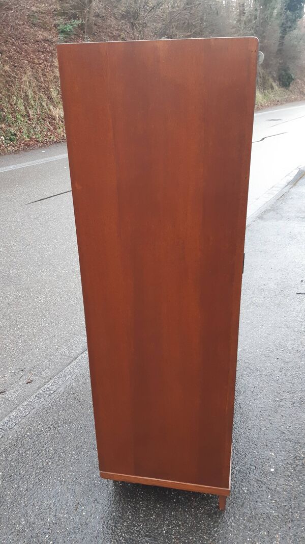 Armoire vintage pieds compas