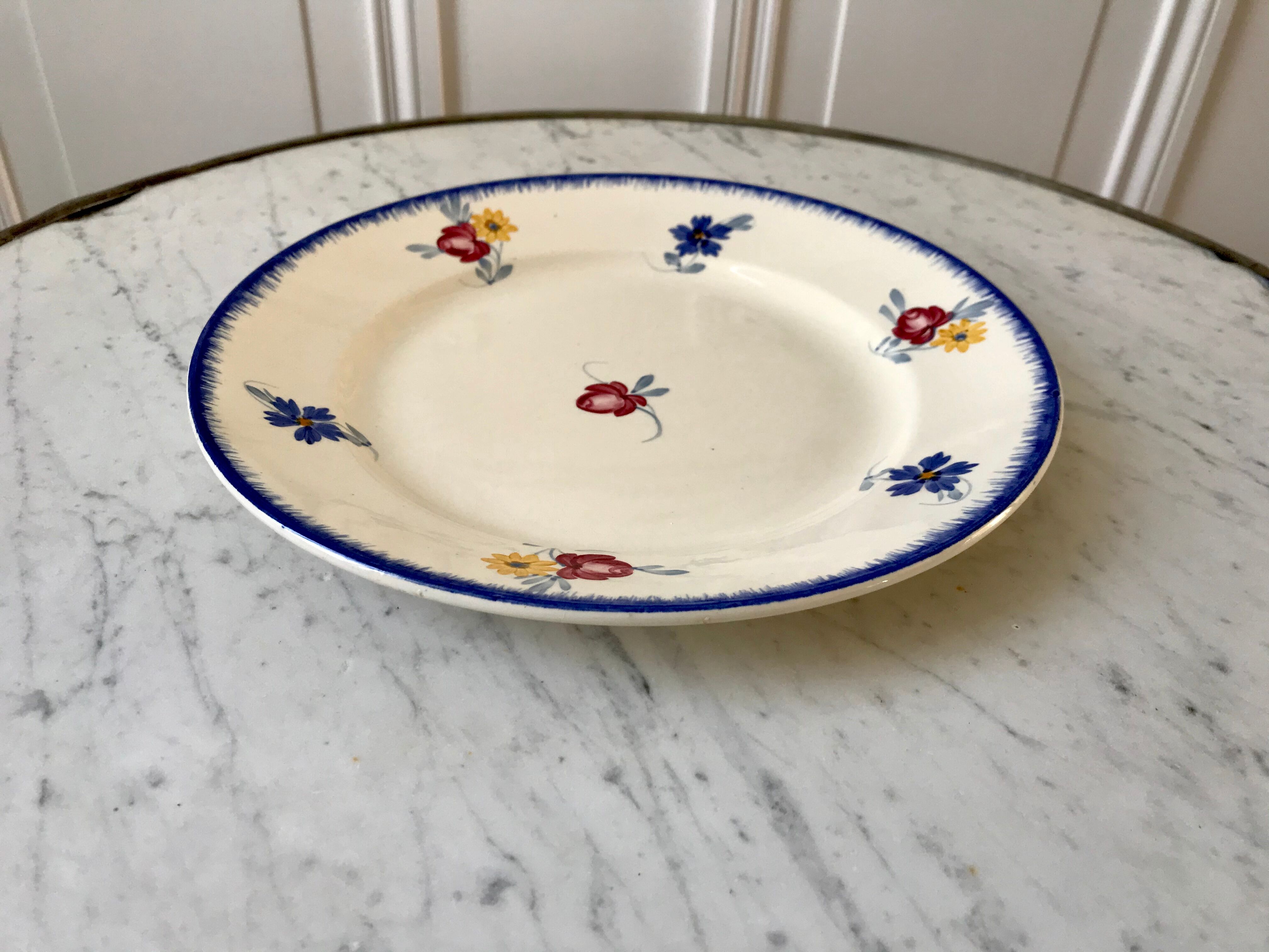 Round dish Digoin Sarreguemines model "Mary-Lou" 30s