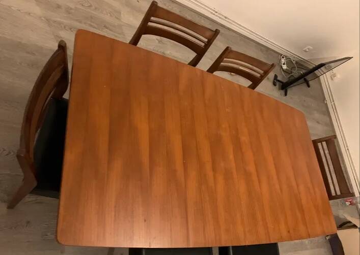 Set of 6 chairs plus table Scandinavian vintage teak 60s