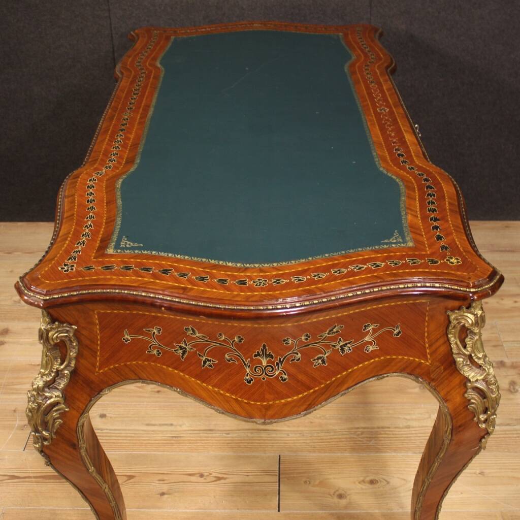 Bureau italien marqueté de style Napoléon III