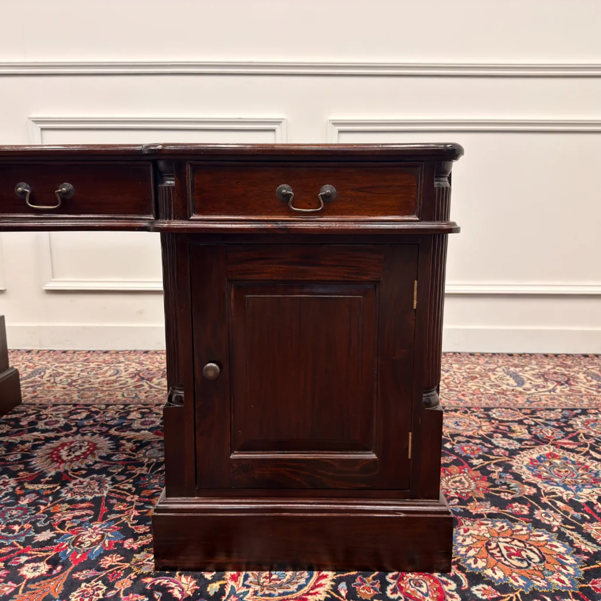 Classic English Partnerdesk Desk in Red Leather