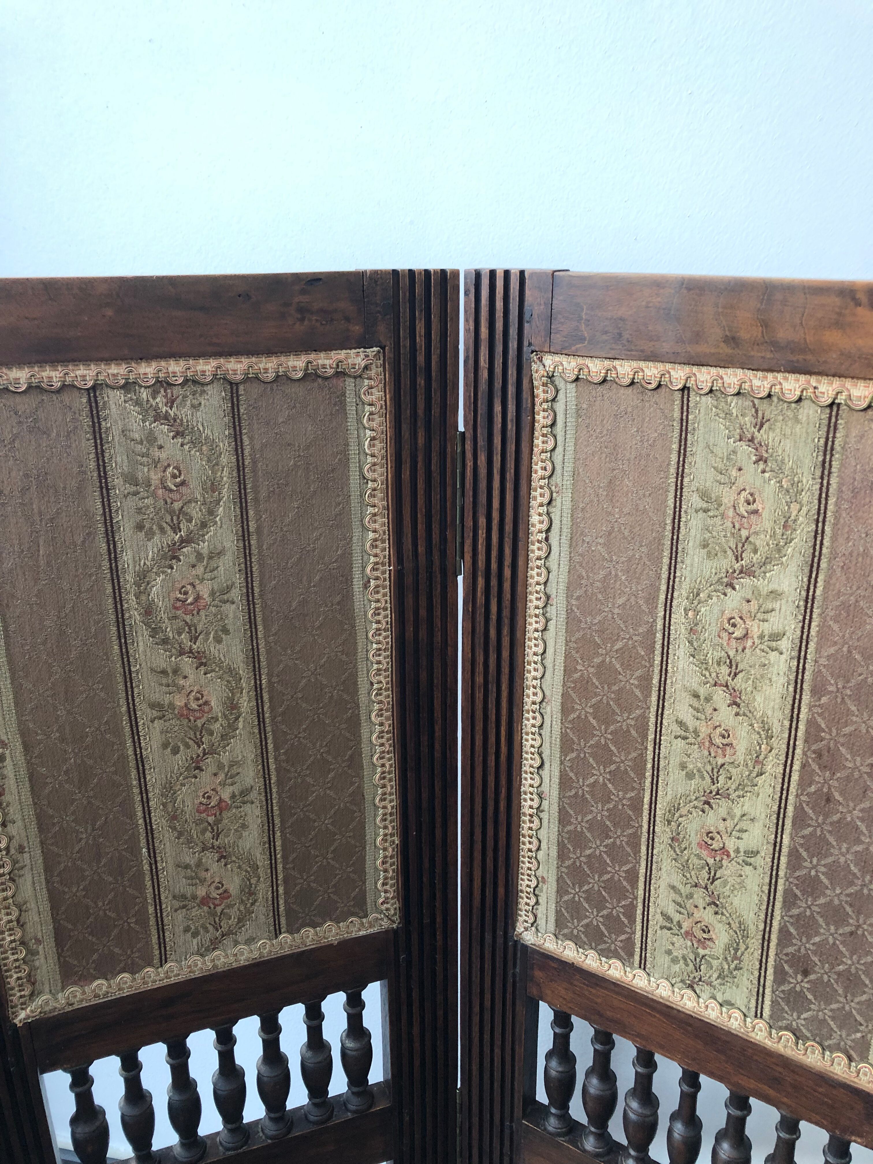 Wood and fabric screen