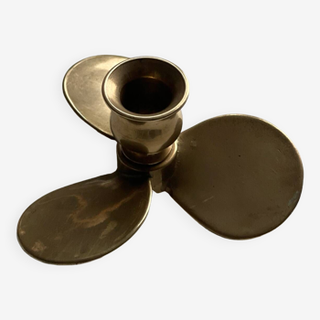 Propeller candle holder in solid brass