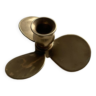 Propeller candle holder in solid brass