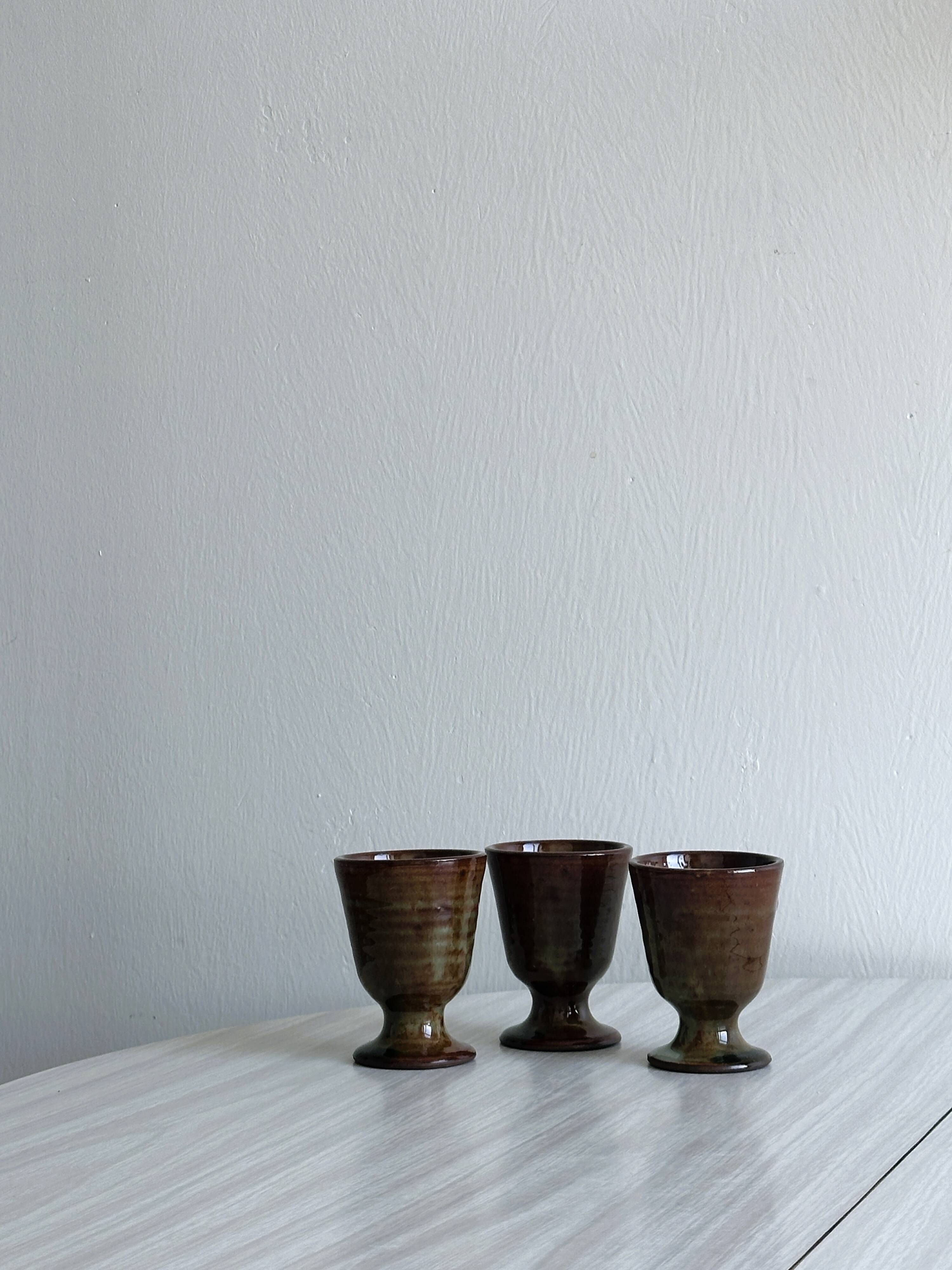 Set of 3 small enamelled ceramic mugs