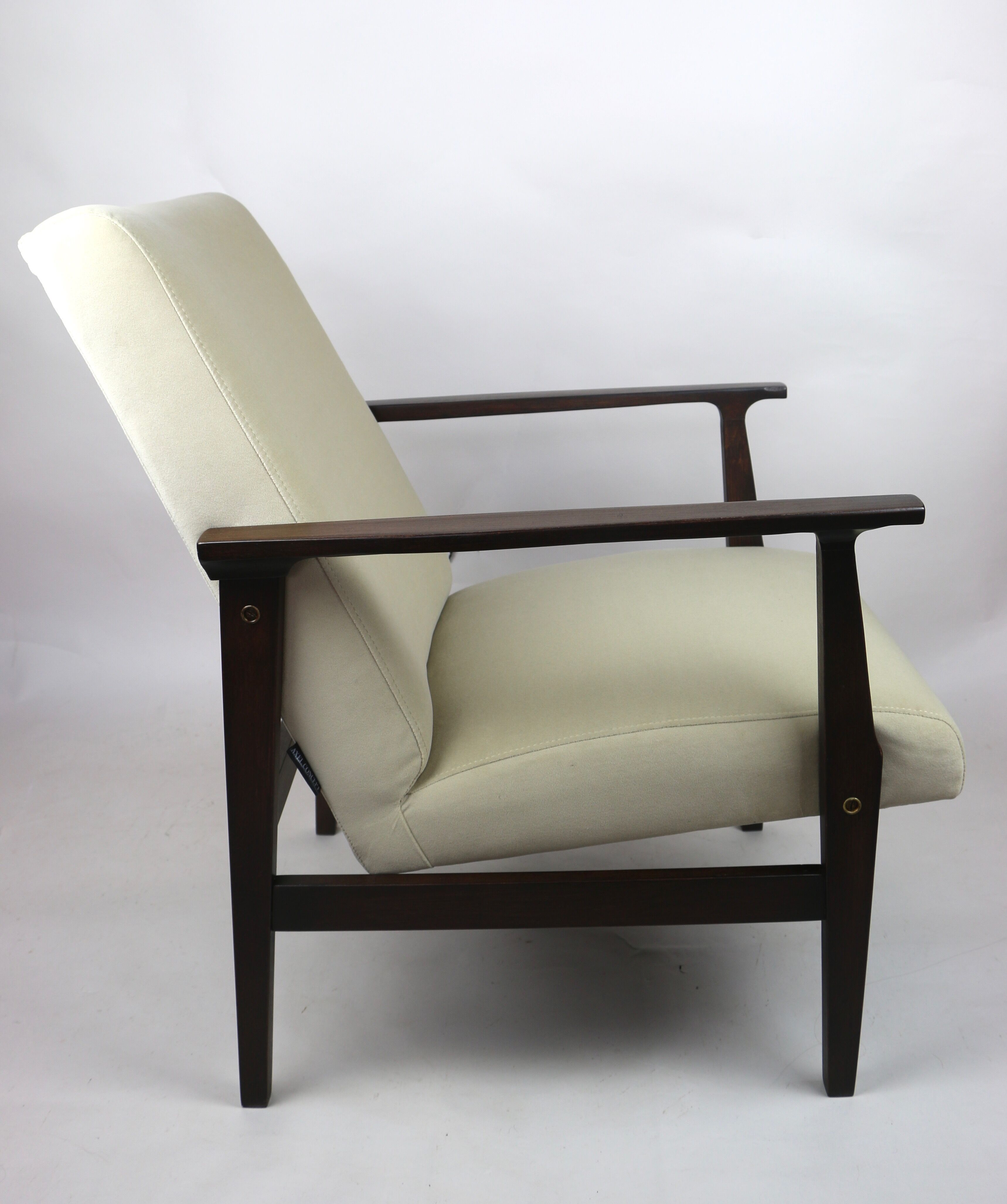 Fauteuil beige velvet années 1970