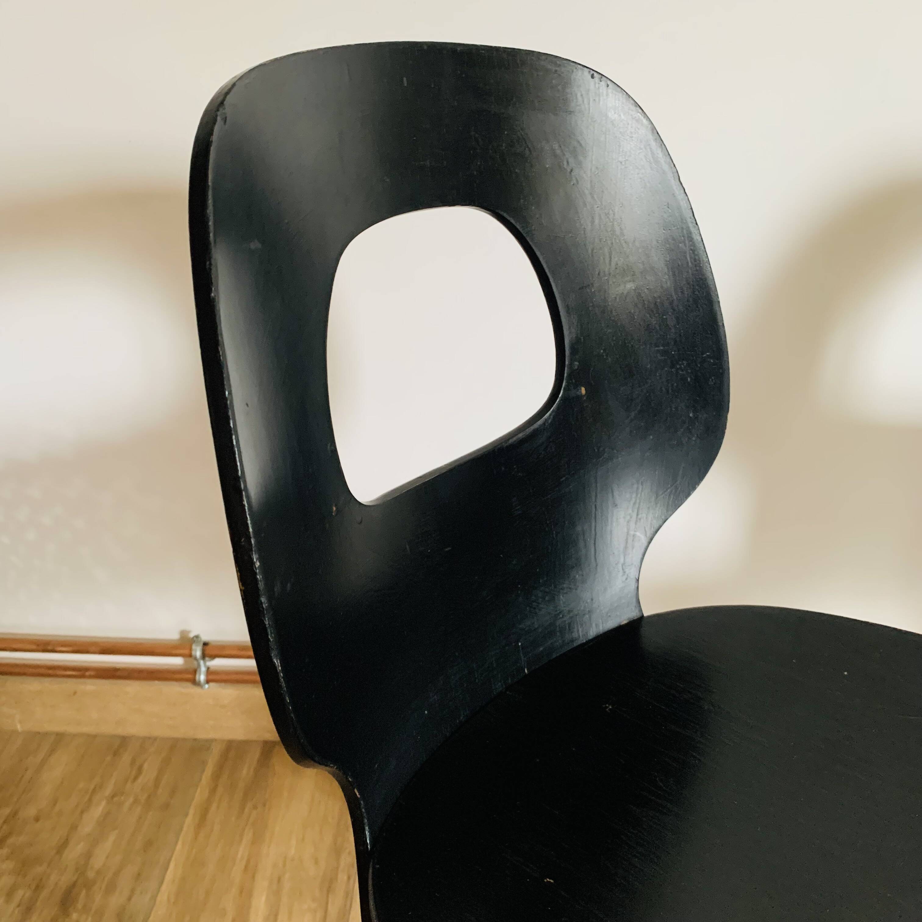 Set of 3 black Baumann eye model chairs