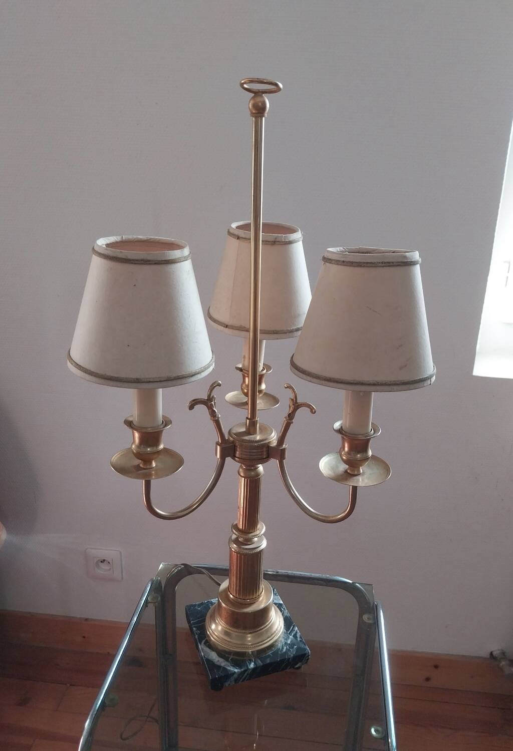 Empire-style lamp